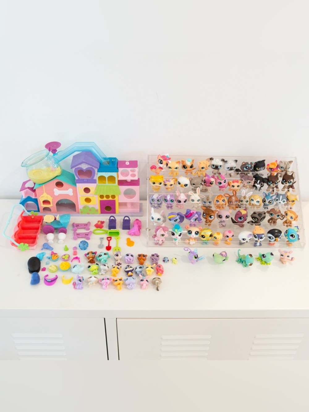 Huge Littlest Pet Shop Lot 70+ Pets + House Playset Accessories LPS Bundle